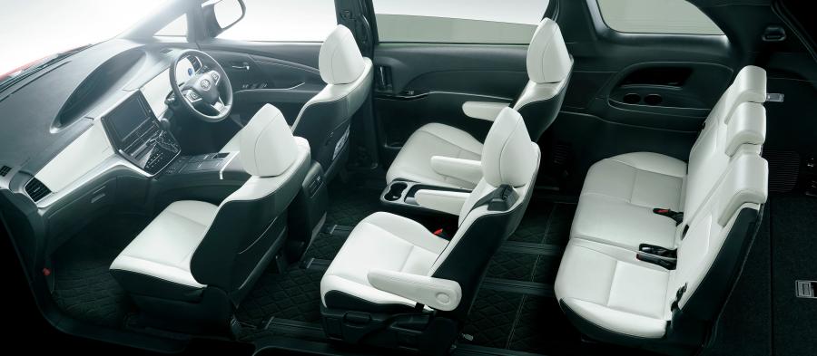 Интерьер Toyota Estima Hybrid Aeras 2016 года  (фото 9 из 11)